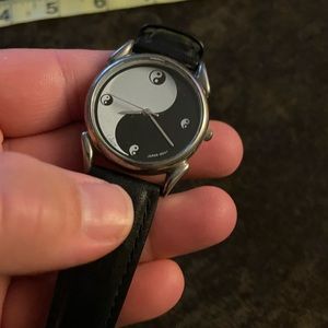 Ying Yang watch with leather band